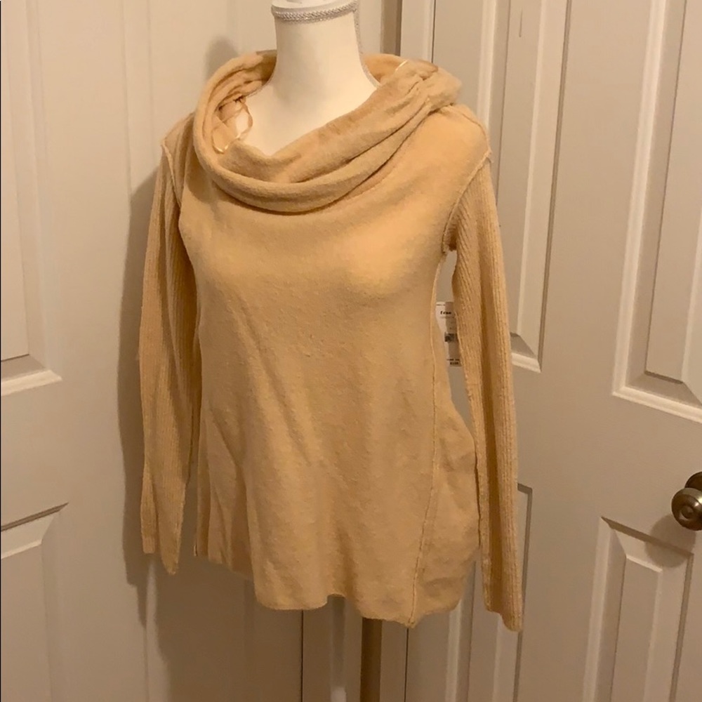 Free people sweater